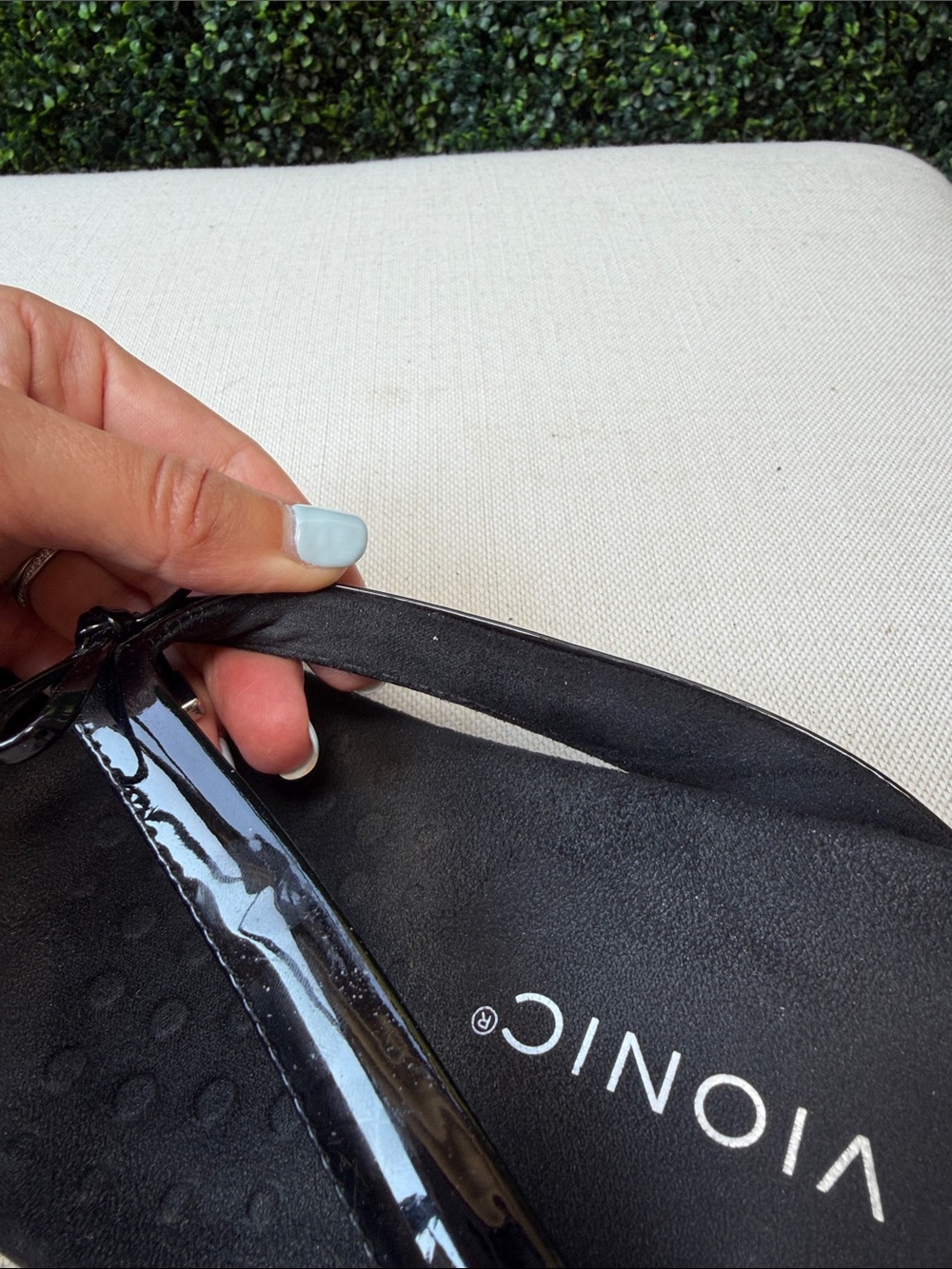 EUC Vionic Women’s Bella Sandal - Picture 6 of 8